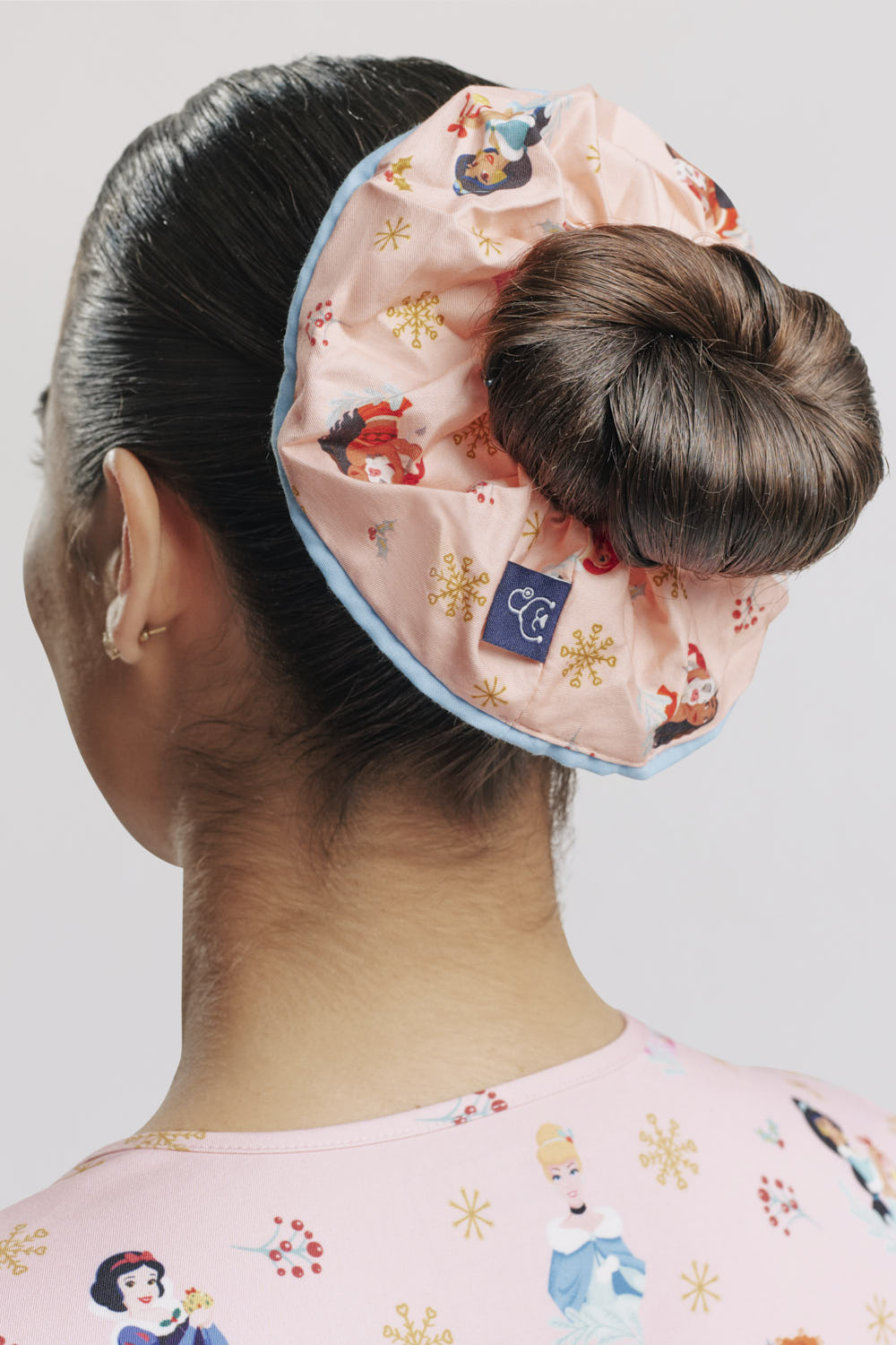 Disney Princess Women’s Scrunchie, Deck the Halls